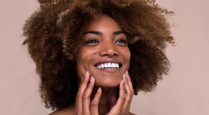 What is Double Cleansing and How To Do It?