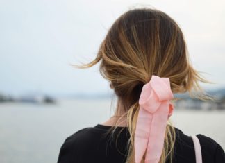 Hair Bows Are Perfect Holiday Accessories