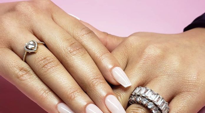 Awesome Nail Designs For the Perfct Wedding Day