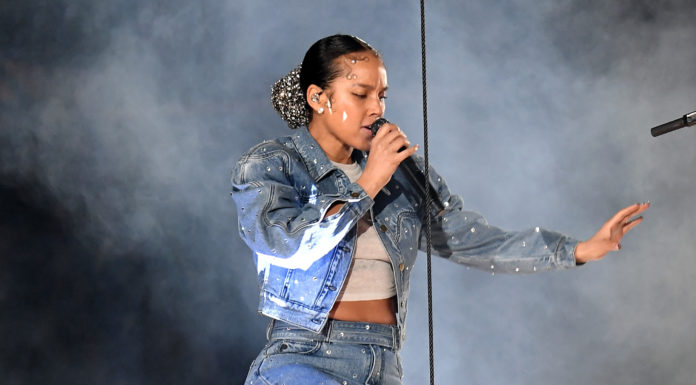 More Trends From The Grammys 2020