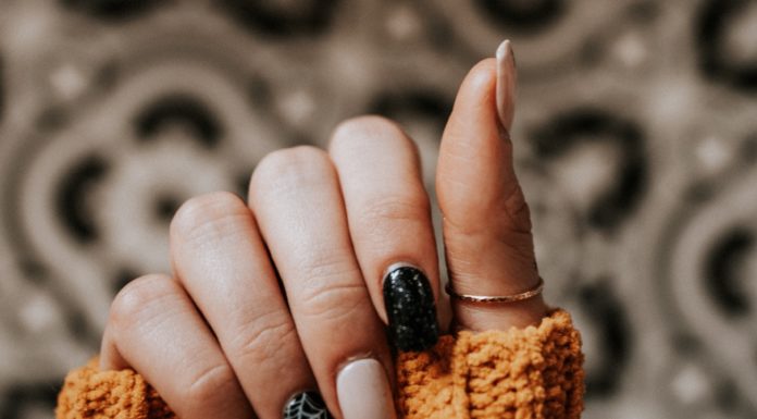 Your Guide For Applying Press-On Nails That Will Last