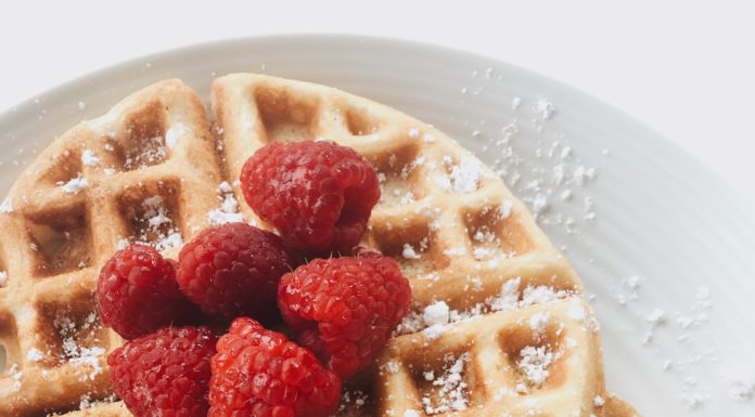 Looking for Waffles While in Brussels? Maison Dandoy is a Place to Go!