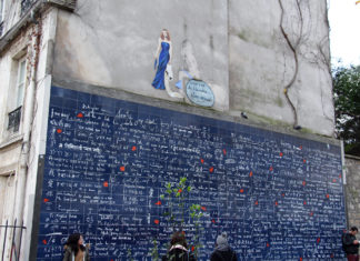 You Should Check the Wall of Love Out While Visiting Paris