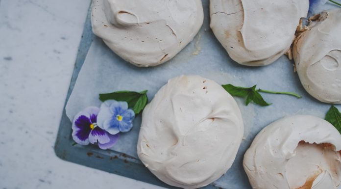 Pavlova Cake Is a Delicious, Clever Recipe You Need In Your Book