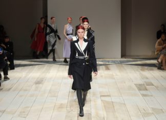 The Highlights of the Alexander McQueen Fashion Week Show