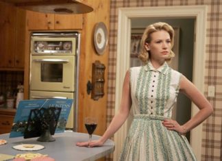 Style Inspo From The Glamorous Betty Draper