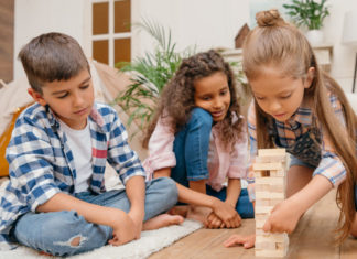 Great Ways to Pass the Time with Your Kids While Social Distancing