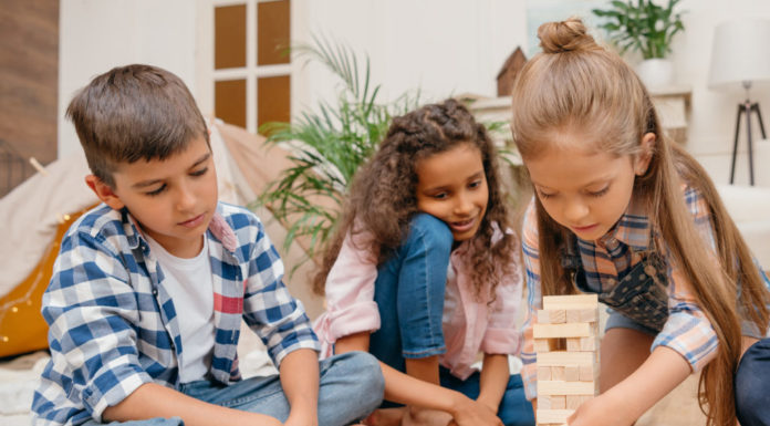 Great Ways to Pass the Time with Your Kids While Social Distancing