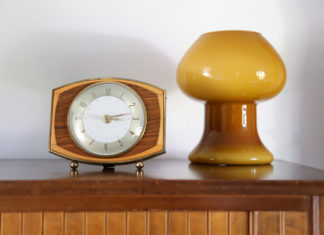 Mushroom Lamps: Light Up Your Home With This 70s Inspired Trend