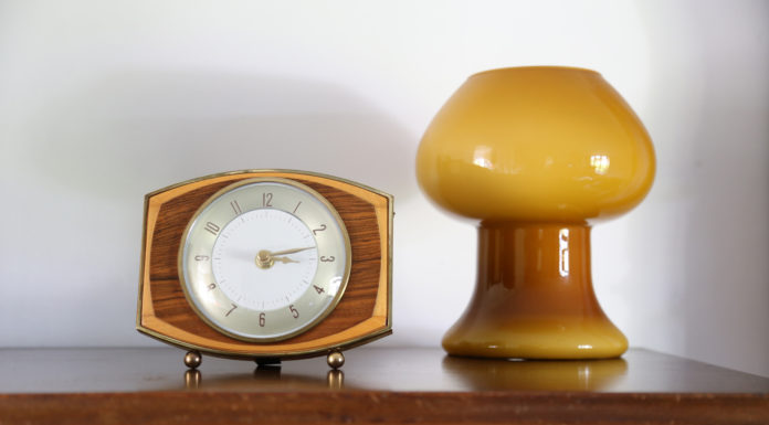 Mushroom Lamps: Light Up Your Home With This 70s Inspired Trend