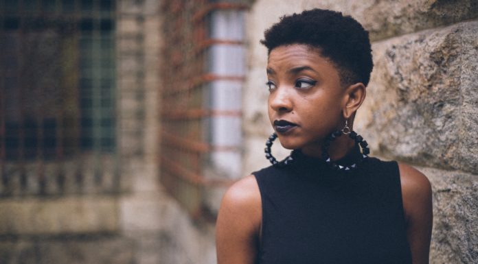 How To Pull Off Black Lipstick