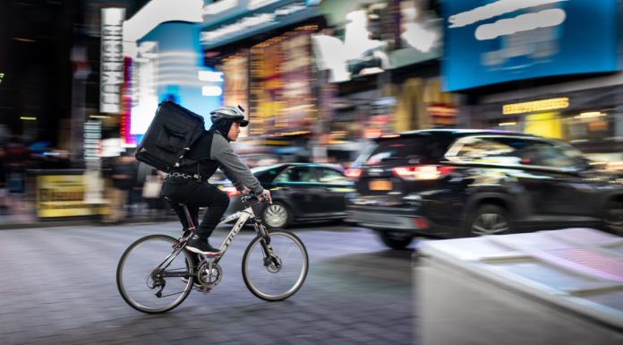 How to Be Responsible When Ordering Delivery During the Pandemic