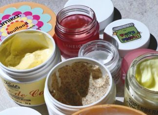 2-Ingredient Face Scrub to Make During Quarantine