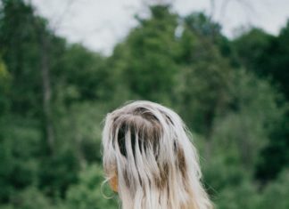 Relax About Your Lockdown Hair, the Root is Back