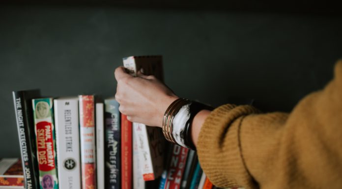 How to Step Up Your Reading Game While Social Distancing?