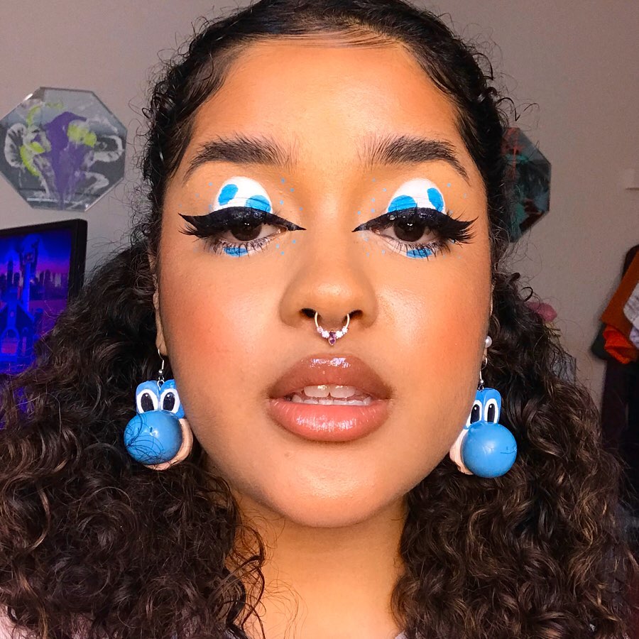 We're Loving This Beauty Influencers Matchy Makeup And Earrings - My 