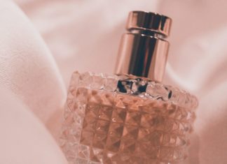 5 Signs Your Perfume Has Expired