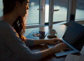 How to Make Work From Home Bearable If You Don’t Live Alone