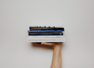 How to Start Your Own Virtual Book Club While Social Distancing