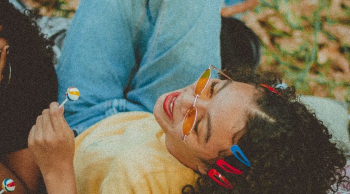 90s Hair Clips are Back and Better Than Ever Before!