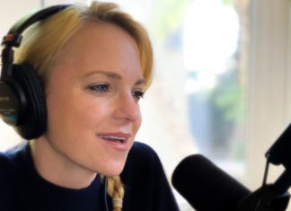 Need a Good Laugh? Check Out These Celebrities Podcasts