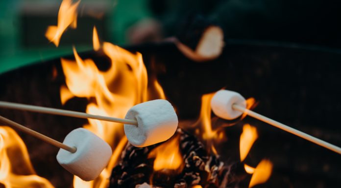 Try These Useful Food Hacks Next Time You Go Camping
