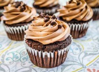 3 Cupcake Toppings That Are Tastier Than Frosting