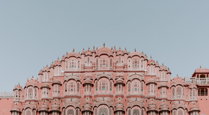 5 Beautiful Pink Places from All Around the World