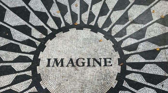 Floor Tile Phrases are the Latest Home Decor Trend