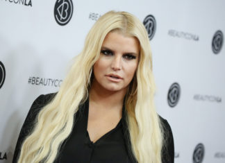 Jessica Simpson’s 5 Beauty Secrets