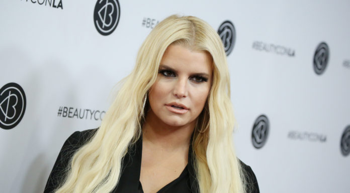 Jessica Simpson’s 5 Beauty Secrets