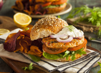 Whip Up These Salmon Burgers At Your Next Barbecue!