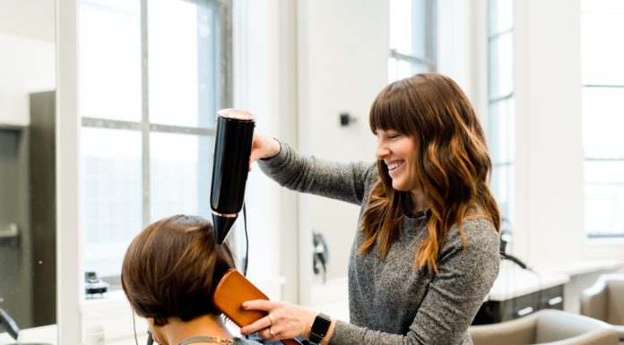How to Tell Your Stylist That You Don’t Like You Haircut or Color