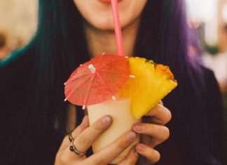 The Easiest Way to Make Piña Colada