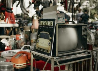 3 Tips for Thrifting Home Decor