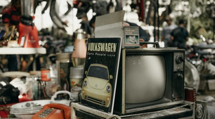 3 Tips for Thrifting Home Decor