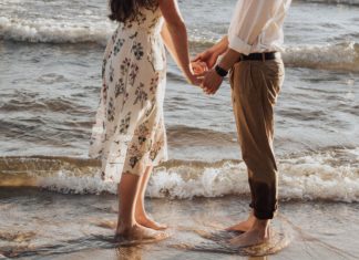 5 Summer Date Ideas to Spice Up Your Relationship