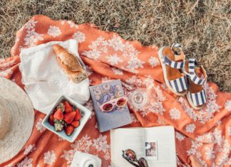 Gorgeous Buys For the Perfect Picnic