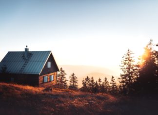 Plan a Super-affordable Staycation with These Useful Tips