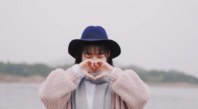 How to Stop Negative Self-talk and Feel More Confident