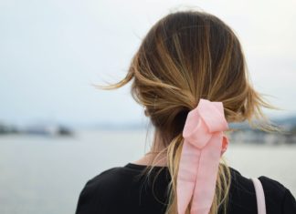 Colorful Hair Bows Are Showing Up Everywhere Right Now