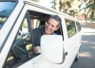 4 Ways to Save Money Before You Go on Vacation