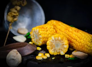 Make the Perfect Boiled Corn by Avoiding These Mistakes