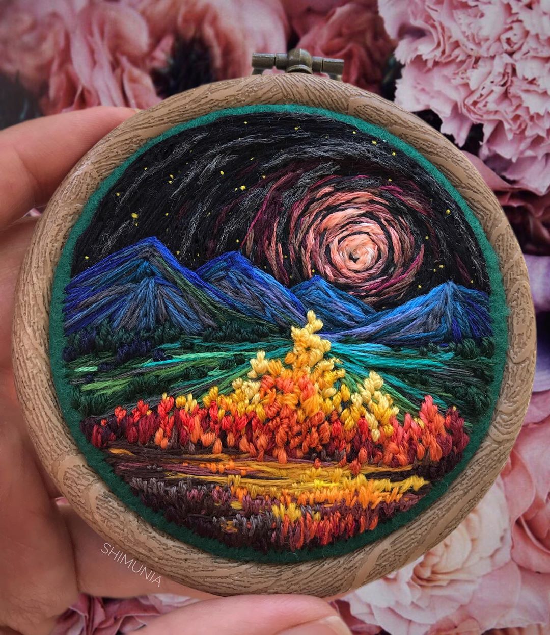 Vera Shimunia Captures the Beauty of Nature with Her Intricate Embroidery