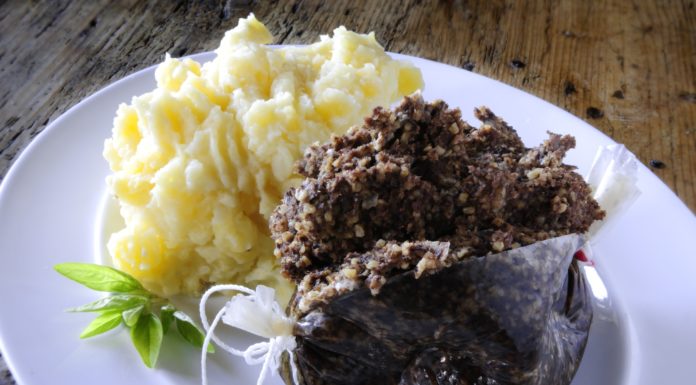 3 Unusual Foods to Try on Your Travels