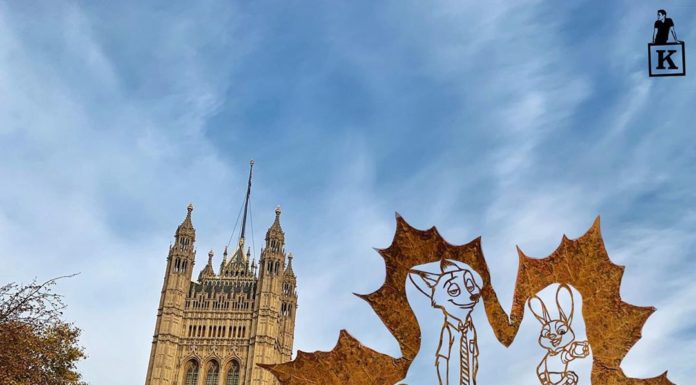 Kanat Nurtazin Creates Intricate Drawings By Cutting Fallen Leaves
