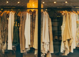 3 Fashion Trends Are Completely Outdated