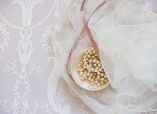 5 Amazing DIY Projects for All Pearl Lovers Out There