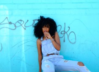 How to Treat Curly Hair to Look Perfect All the Time?