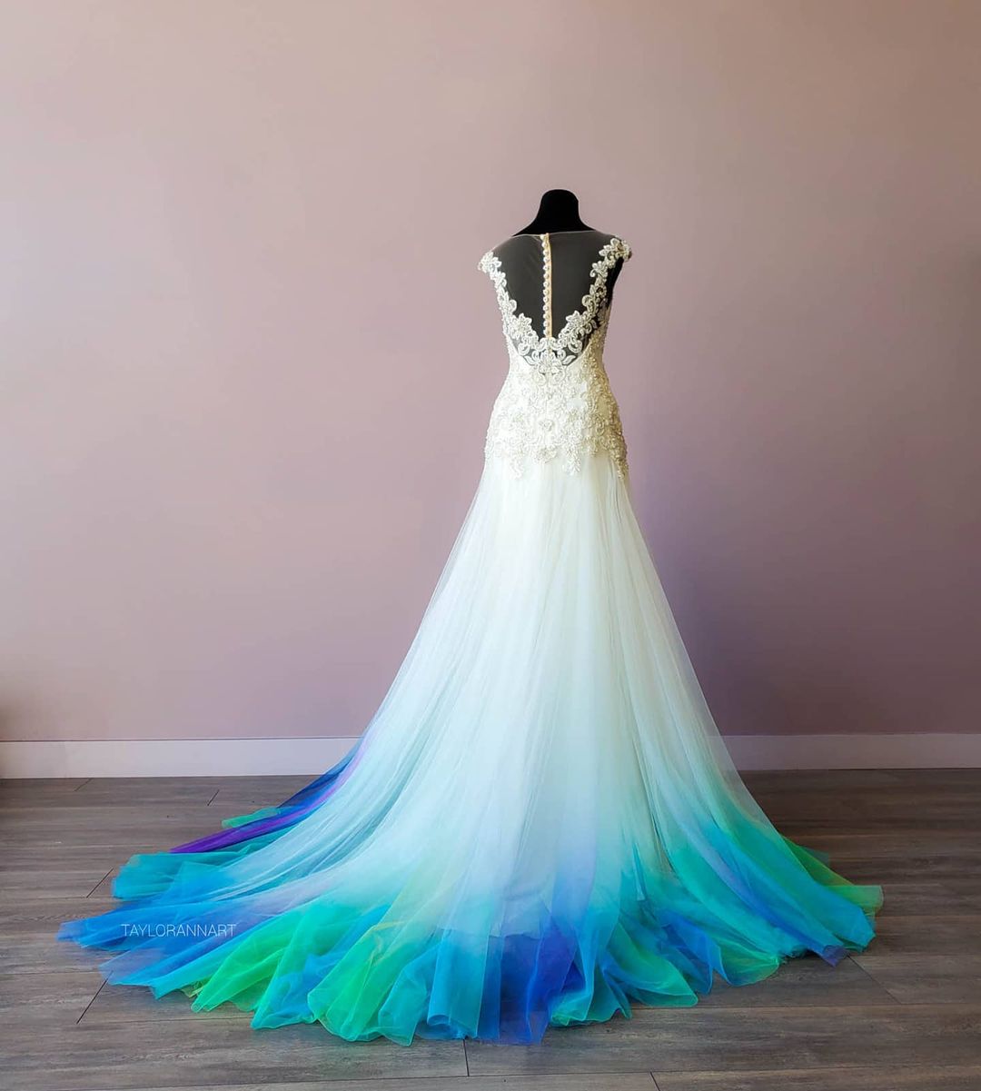 Taylor Ann Linko is Transforming Wedding Dresses into Works of Art